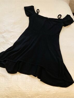 Off-Shoulder Black High-Low Dress with Thin Straps